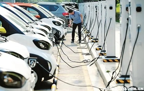 關于汽車充電樁智慧出行新選擇的未來展望！