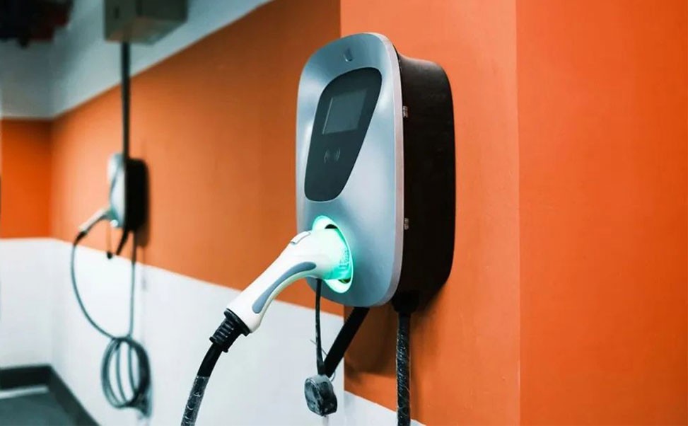 電動(dòng)汽車(chē)充電樁安裝流程使用指南