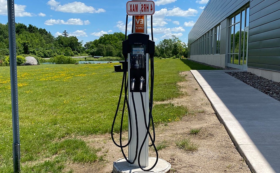 電動汽車充電樁：安全高效，驅動綠色出行新紀元